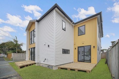 Photo of property in 8 Tiraumea Drive, Pakuranga, Auckland, 2010