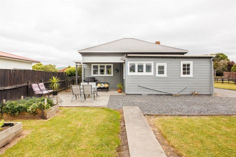 Photo of property in 10 Rira Street, Marton, 4710