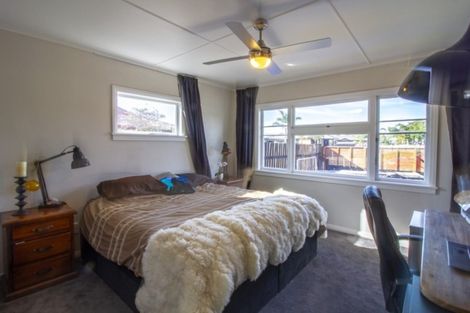 Photo of property in 15 Puketapu Road, Taradale, Napier, 4112