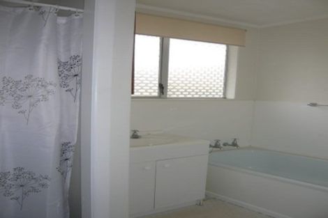 Photo of property in 2 Hatea Place, Dinsdale, Hamilton, 3204