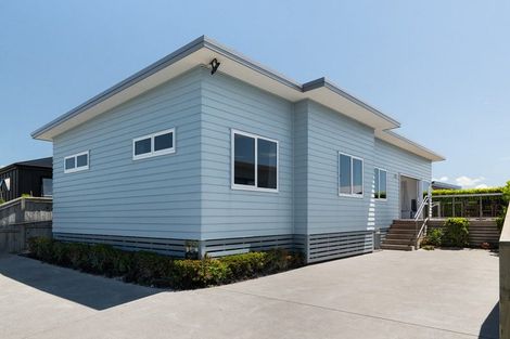 Photo of property in 14 Moet Crescent, Waihi Beach, 3611