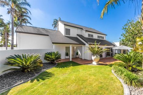 Photo of property in 7 Gigi Place, Conifer Grove, Takanini, 2112