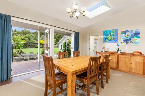 Photo of property in 278a Forest Hill Road, Waiatarua, Auckland, 0612