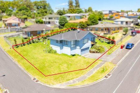 Photo of property in 32 Hewlett Road, Massey, Auckland, 0614