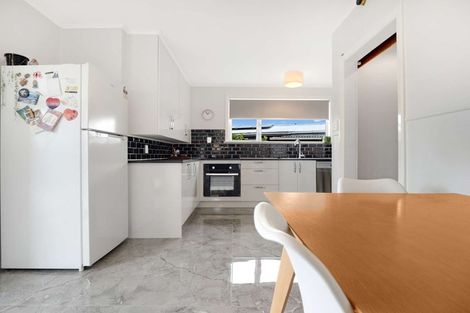 Photo of property in 20 Keats Crescent, Enderley, Hamilton, 3214