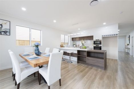 Photo of property in 61 Tir Conaill Avenue, Flat Bush, Auckland, 2019