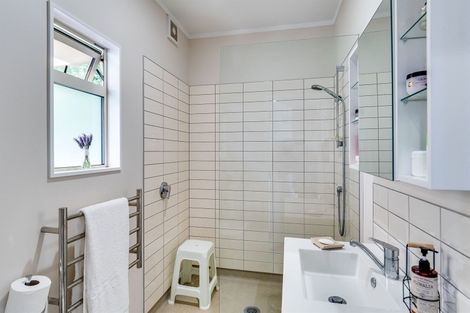 Photo of property in 787 Main North Road, Bay View, Napier, 4182