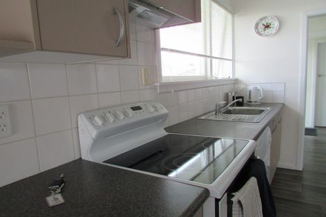 Photo of property in 39 Compton Street, Woolston, Christchurch, 8062