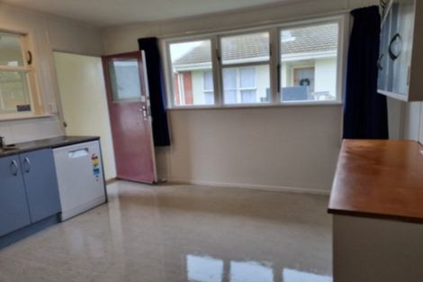Photo of property in 126 Corinna Street, Waitangirua, Porirua, 5024