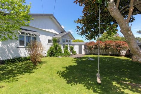 Photo of property in 8 Bell Street, Welbourn, New Plymouth, 4310