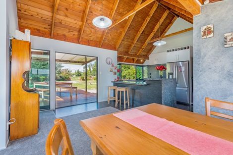Photo of property in 24 Halls Road, Pahiatua, 4910