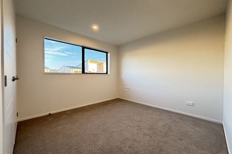 Photo of property in 22b Poruru Close, Papakura, 2110