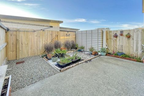 Photo of property in 5/6 Peel Place, Wainuiomata, Lower Hutt, 5014