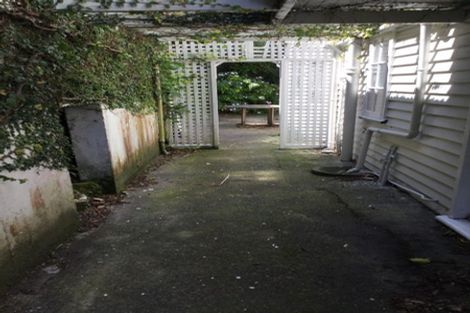 Photo of property in 1 Glasgow Street, Kelburn, Wellington, 6012