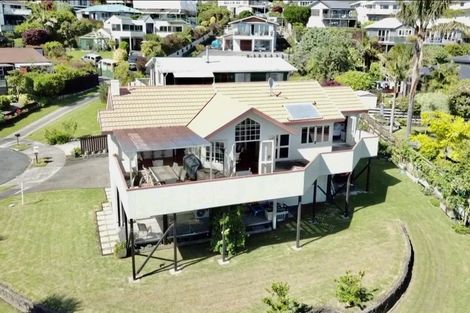 Photo of property in 13 Ruamoana Place, Omokoroa, 3114