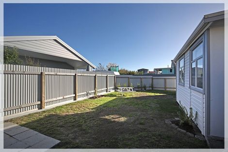 Photo of property in 10 Pratt Avenue, Foxton Beach, Foxton, 4815