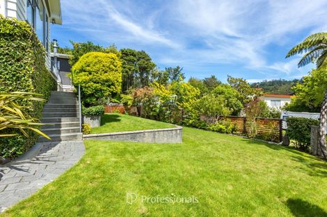Photo of property in 18 Dalton Grove, Stokes Valley, Lower Hutt, 5019