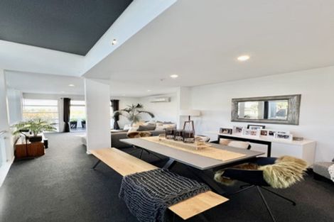 Photo of property in 16 Southworth Place, Grandview Heights, Hamilton, 3200