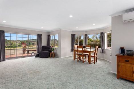 Photo of property in 24 Ohiwa Parade, Ohope, 3121