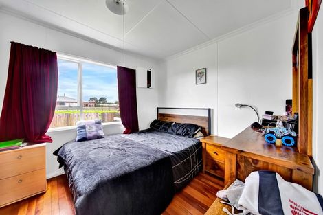 Photo of property in 95 Clifford Road, Eltham, 4322