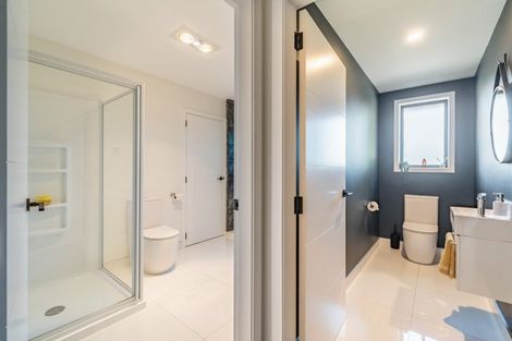 Photo of property in 355 Grays Road, Pauatahanui, Porirua, 5381