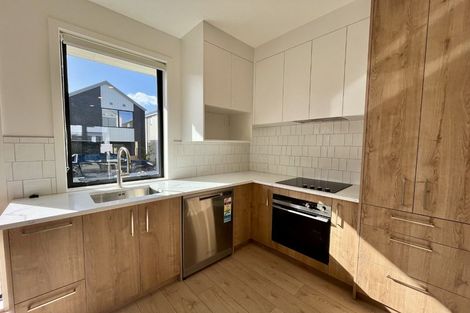 Photo of property in 7/21 Makomako Drive, Orewa, 0931