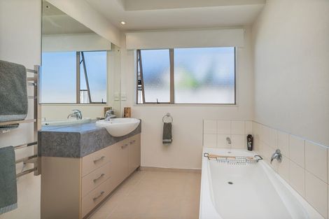 Photo of property in 48 Carina Way, Whitianga, 3510