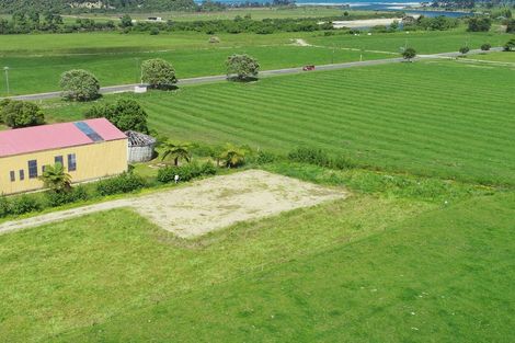Photo of property in 11 Oparara Road, Karamea, 7893