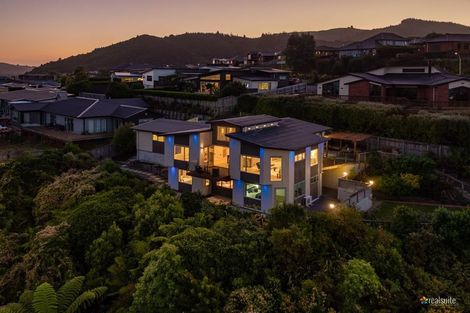 Photo of property in 25a Riverstone Drive, Riverstone Terraces, Upper Hutt, 5018