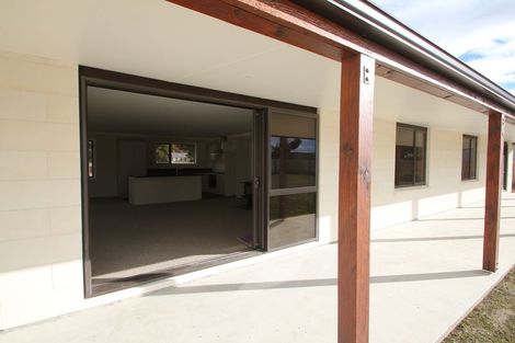 Photo of property in 8 Ranfurly Street, Kurow, 9435