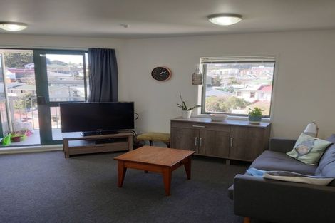 Photo of property in Palm Grove Apartments, 16/13d Palm Grove, Berhampore, Wellington, 6023