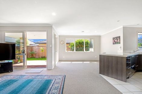 Photo of property in 63b Malta Crescent, Katikati, 3129