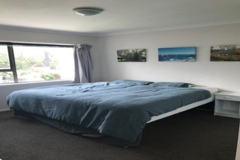 Photo of property in 2/44 Meadway, Sunnyhills, Auckland, 2010