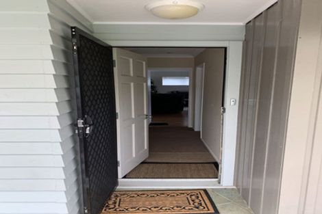 Photo of property in 43 Minaret Drive, Bucklands Beach, Auckland, 2014