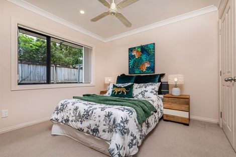 Photo of property in 8 Chadlington Avenue, Henderson, Auckland, 0612
