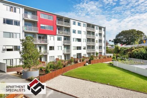 Photo of property in Shoal Haven Apartments, 112a/130 Anzac Street, Takapuna, Auckland, 0622