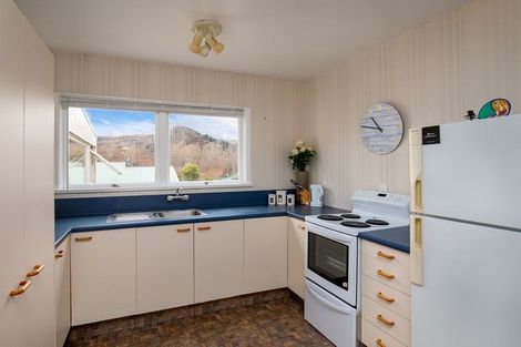 Photo of property in 2 Kelso Street, Roxburgh, 9500