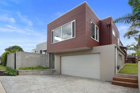 Photo of property in 12 Dunlop Drive, Pauanui, Hikuai, 3579