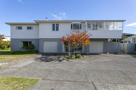 Photo of property in 1 Richmond Avenue, Richmond Heights, Taupo, 3330