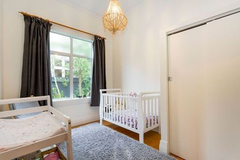 Photo of property in 30 Coughtrey Street, Saint Clair, Dunedin, 9012