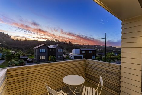 Photo of property in 7 Holystone Road, Whitby, Porirua, 5024
