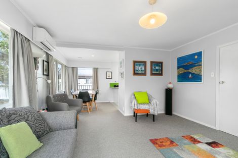 Photo of property in 3 Ruru Crescent, Heretaunga, Upper Hutt, 5018