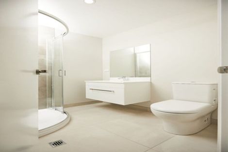 Photo of property in 82 Mckenzie Road, Mangere Bridge, Auckland, 2022