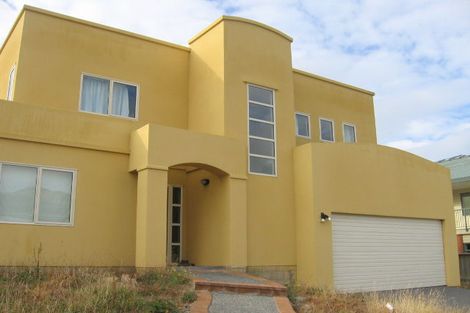 Photo of property in 5 Jordan Street, Island Bay, Wellington, 6023