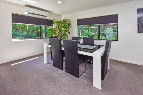 Photo of property in 1/36 Halver Road, Hillpark, Auckland, 2102