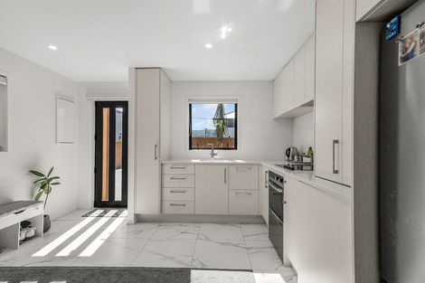 Photo of property in 1/320 Oxford Terrace, Avalon, Lower Hutt, 5011