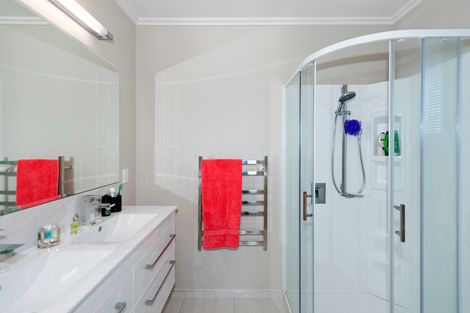 Photo of property in 33 Euphrasie Drive, Aidanfield, Christchurch, 8025