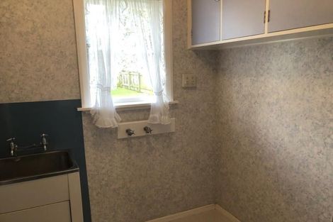 Photo of property in 82 Fraser Crescent, Elderslea, Upper Hutt, 5018