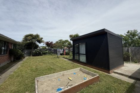 Photo of property in 9 Geelong Place, Burnside, Christchurch, 8053