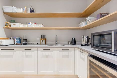 Photo of property in 11 Sharon Road, Waiake, Auckland, 0630